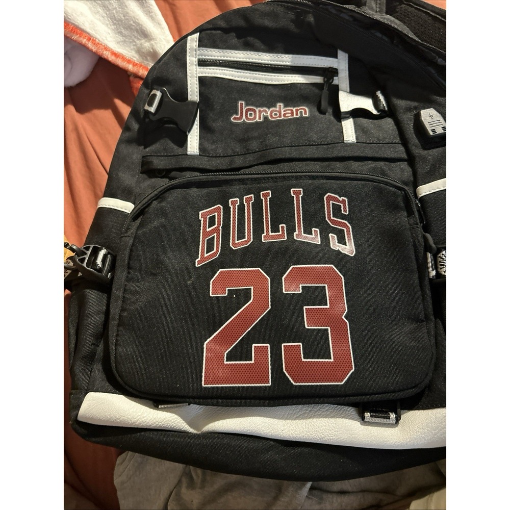 AOLIDA LIMITED EDITION 1975 BACKPACK #23 CHICAGO BULLS BLACK RED!